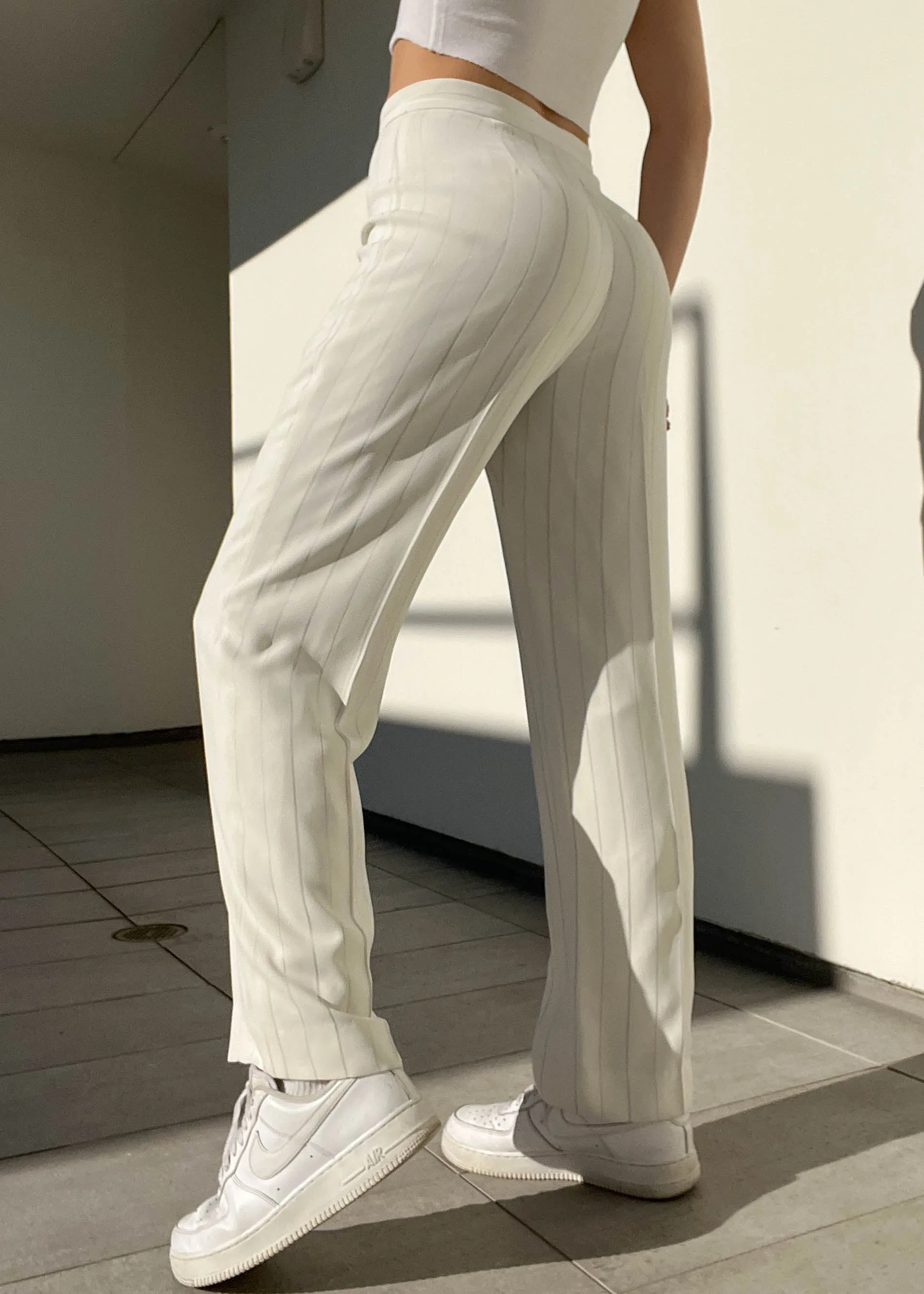 90's White & Gray Pinstripe Trousers (Sz 4)