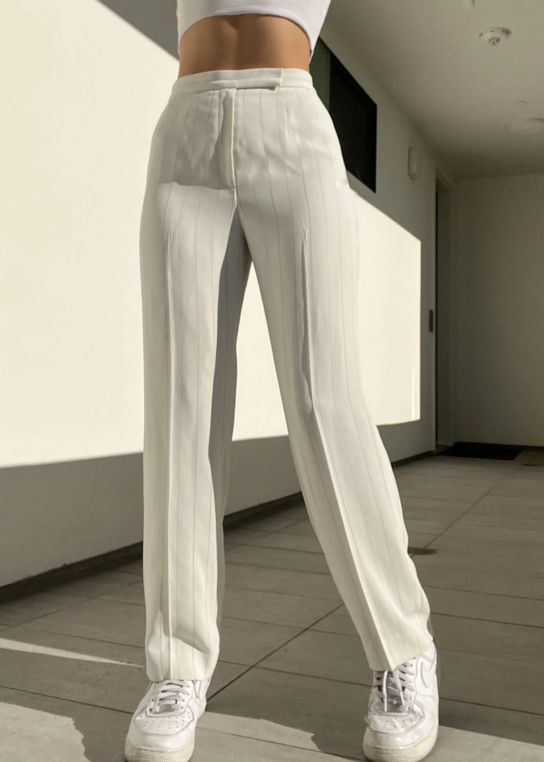 90's White & Gray Pinstripe Trousers (Sz 4)