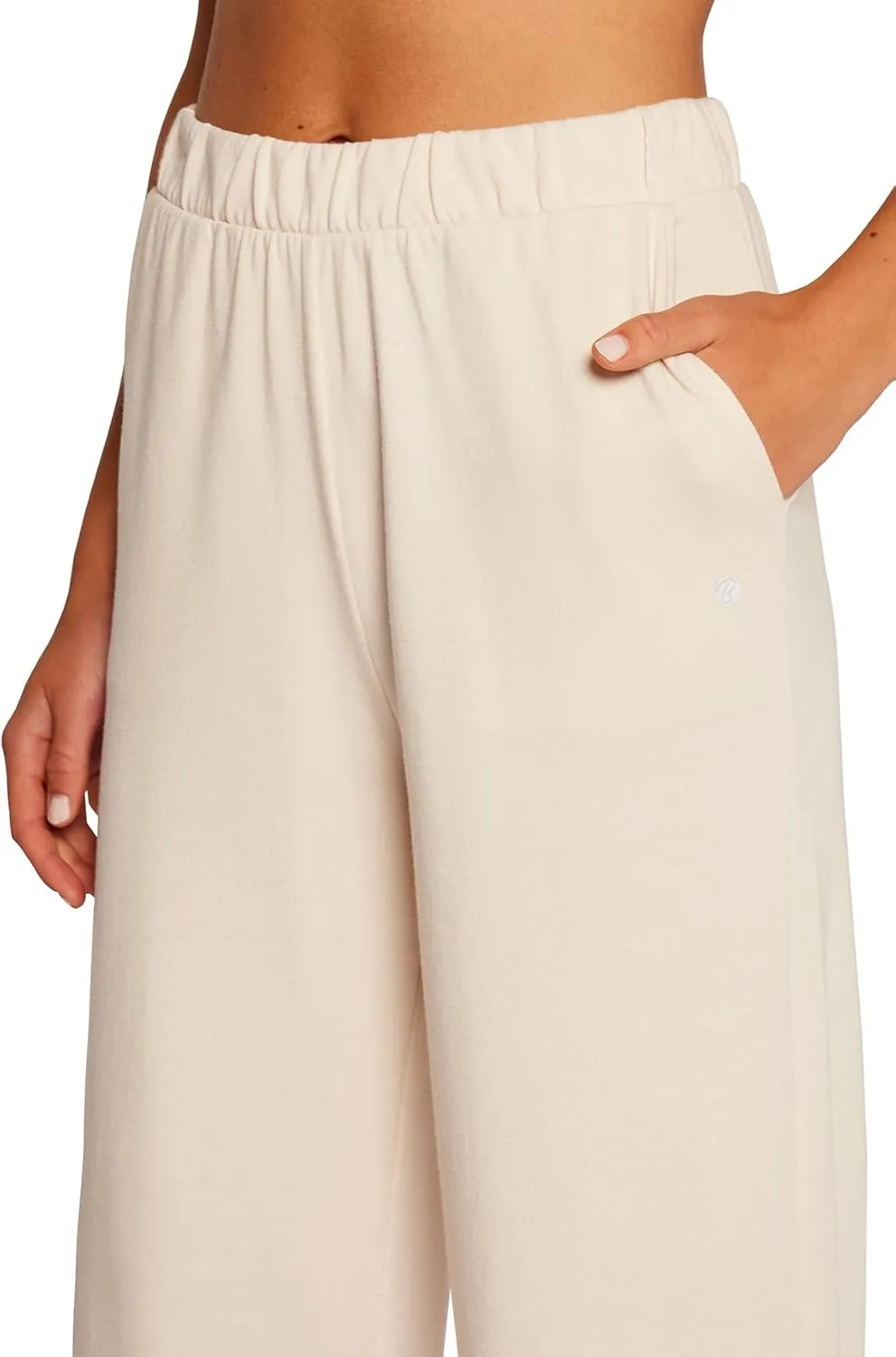 Bally Total Fitness Women's Tammy Wide Leg Crop Pocket Pant