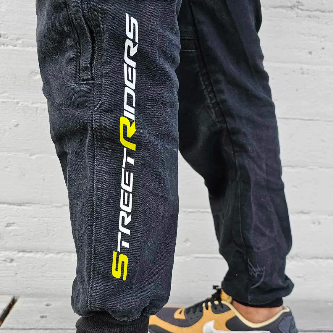 BLVK Cargos