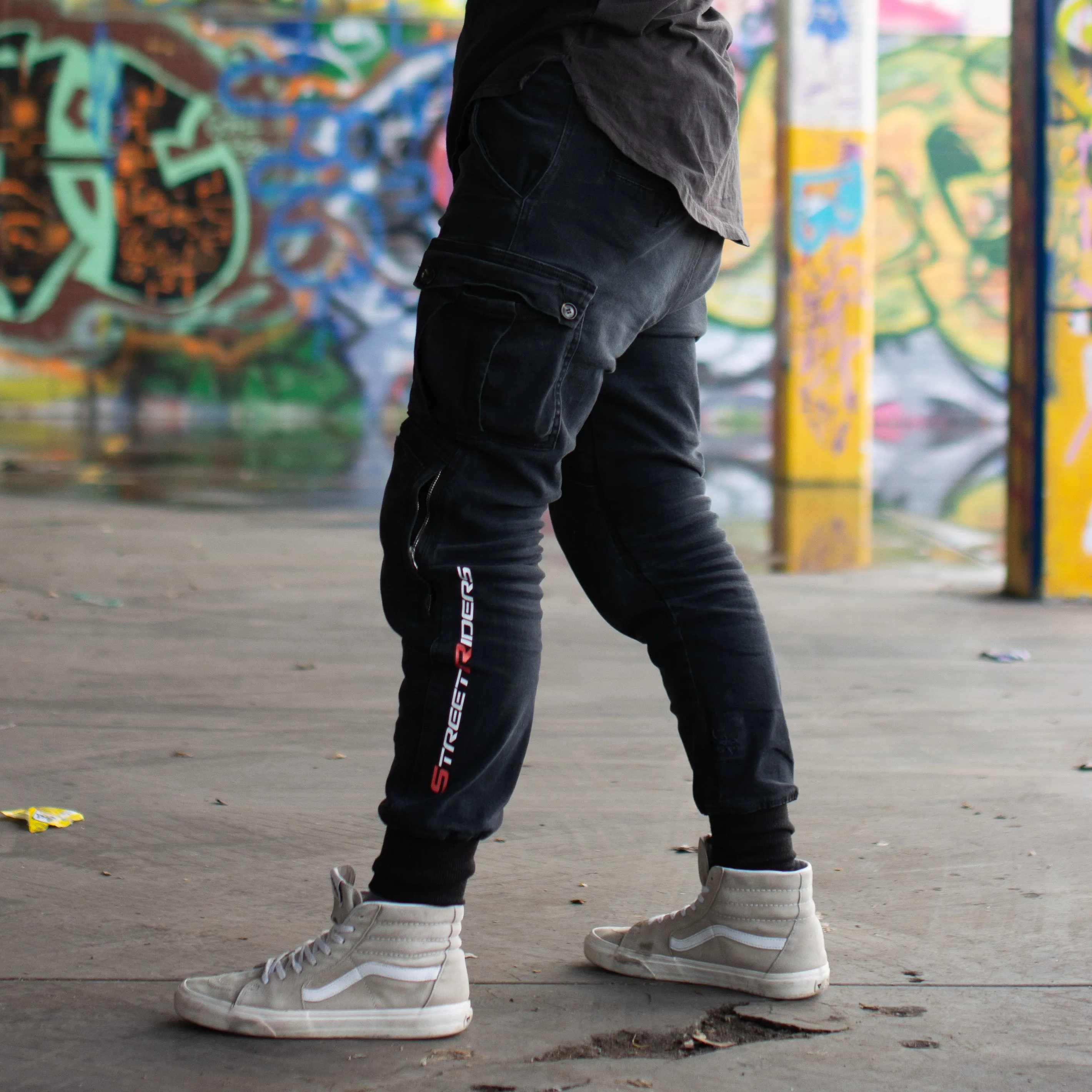 BLVK Cargos