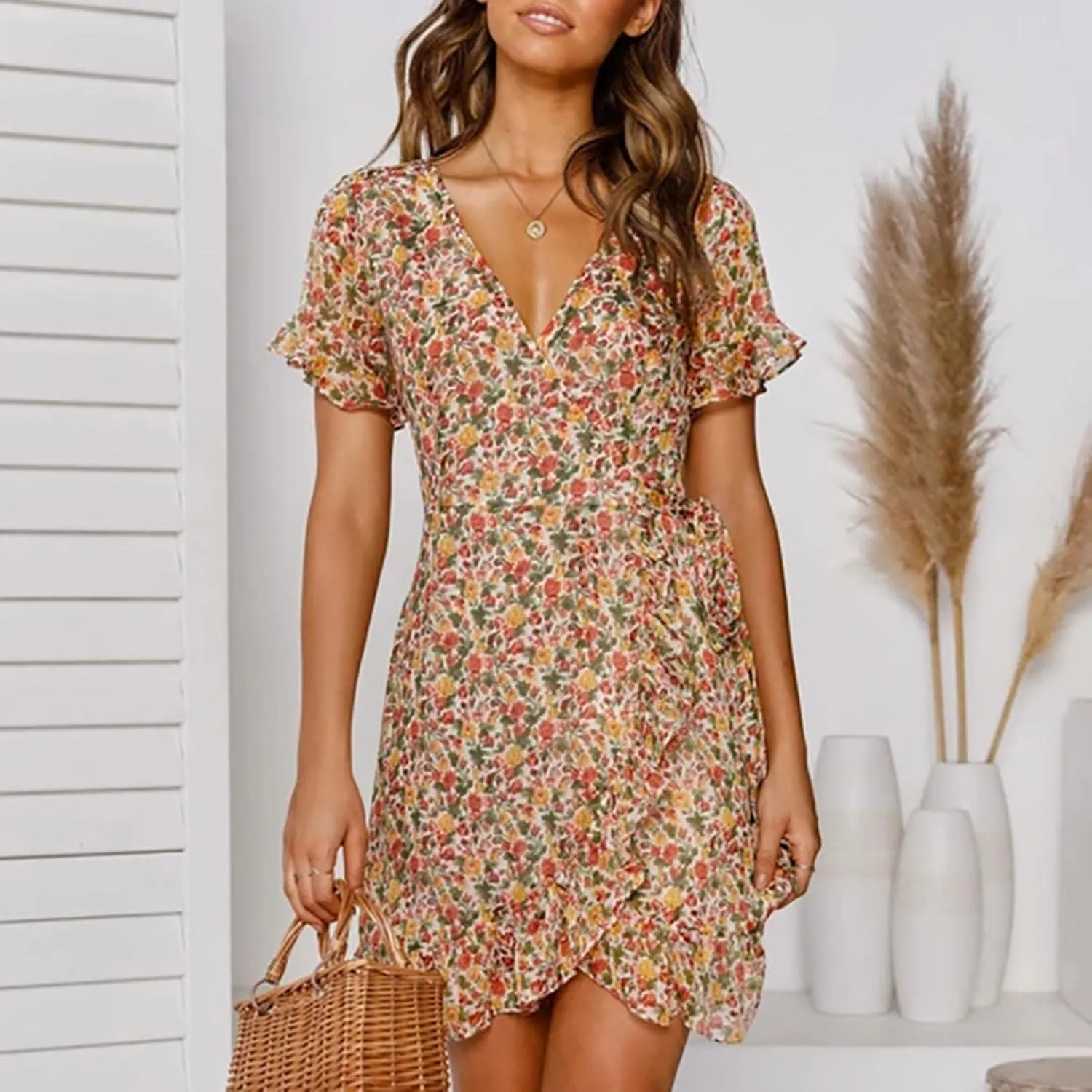 Boho Dresses for Women 2024 Short Sleeve Wrap V Neck Tie Waist A Line Mini Short Dress Floral Print Ruffle Hem Dress
