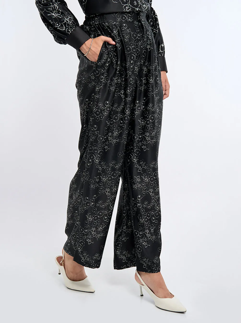 DIYAN STRAIGHT PANTS BLACK