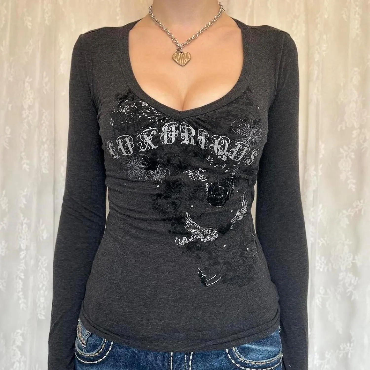 Grunge Clothes for Women Y2K Tops Long Sleeve Fairy Grunge Aesthetic Shirts Teen Girls Vintage Graphic Tees Fall