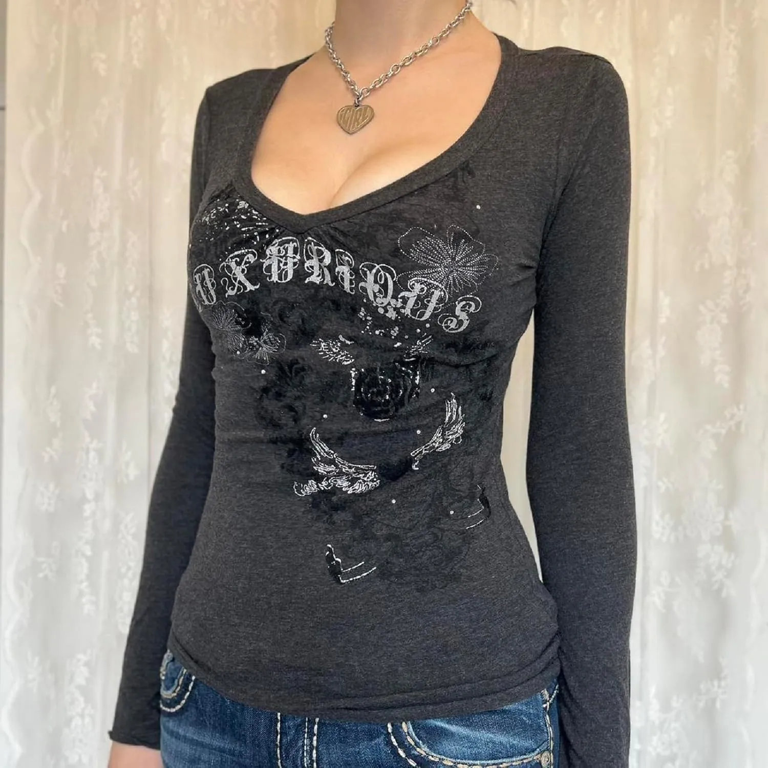 Grunge Clothes for Women Y2K Tops Long Sleeve Fairy Grunge Aesthetic Shirts Teen Girls Vintage Graphic Tees Fall