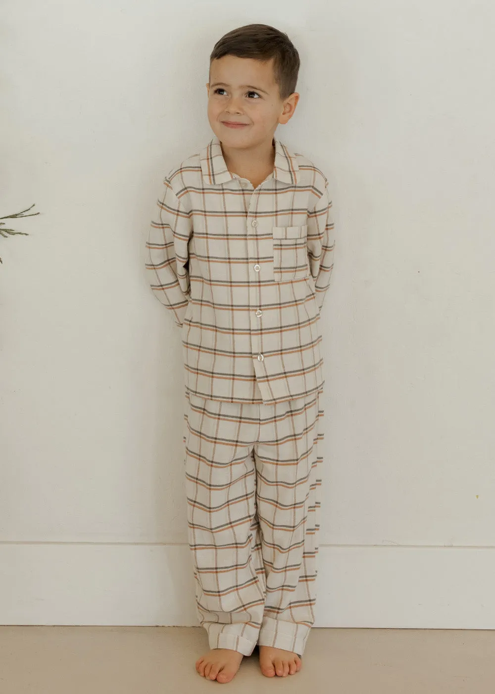 HOLIDAY PLAID PAJAMA SET