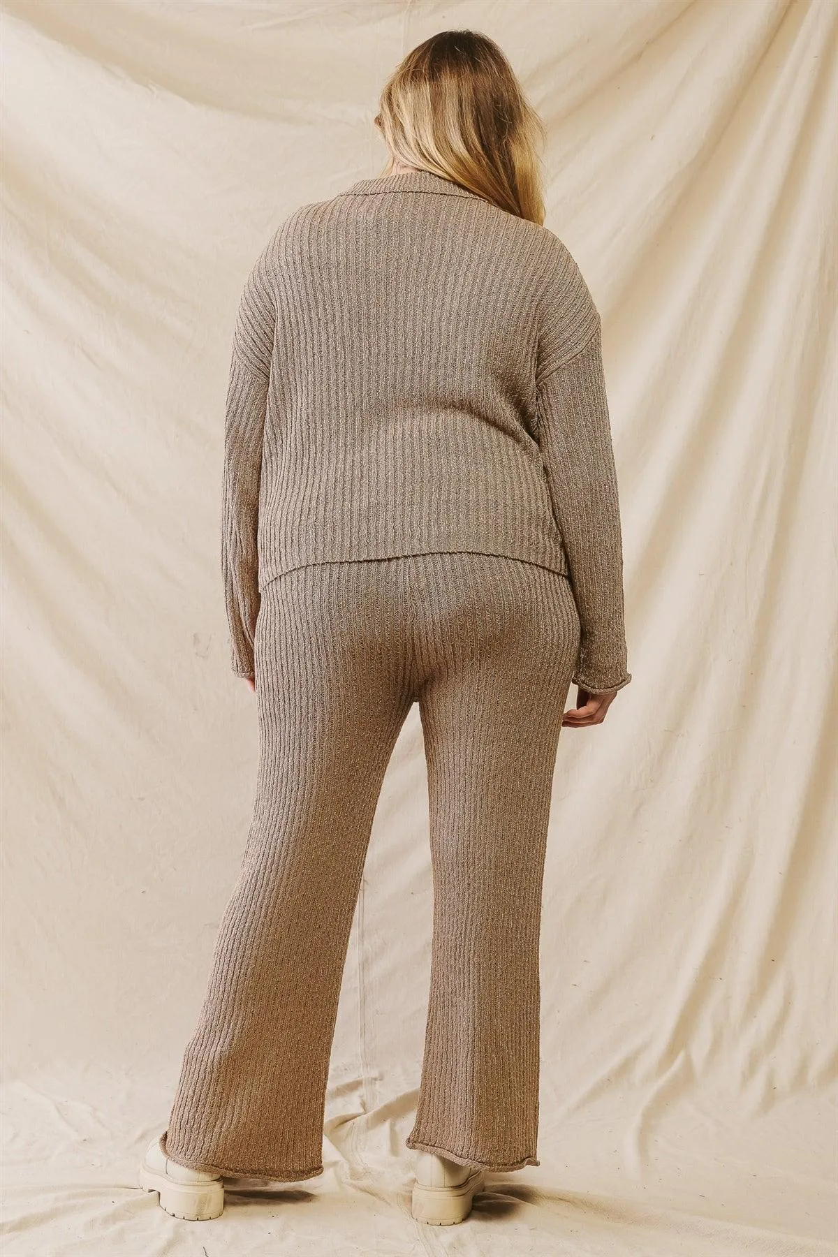 Junior Plus Mocha Knit Button-Up Collared Sweater & Wide Leg Pants Set /1-1-1