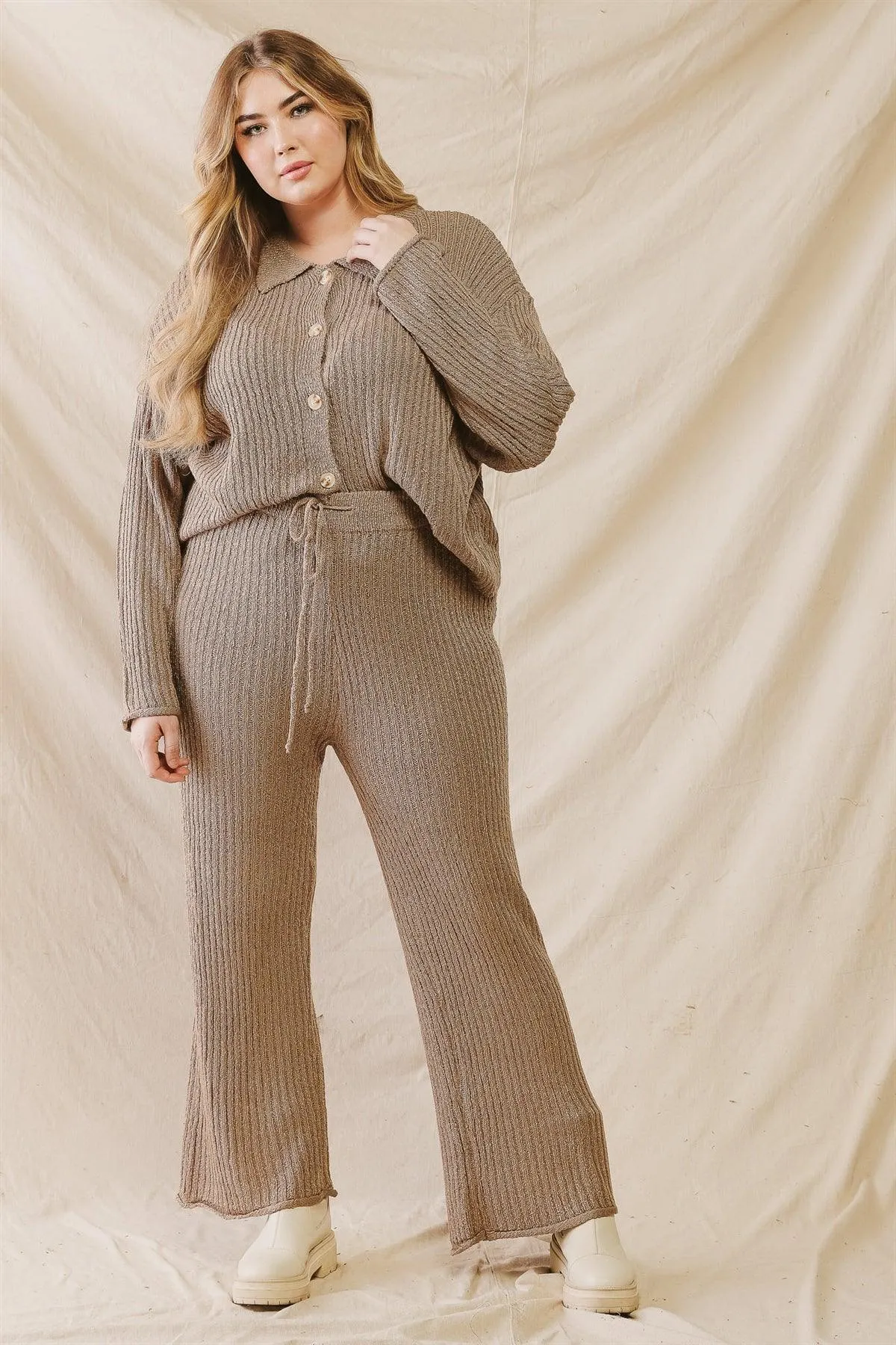 Junior Plus Mocha Knit Button-Up Collared Sweater & Wide Leg Pants Set /1-1-1