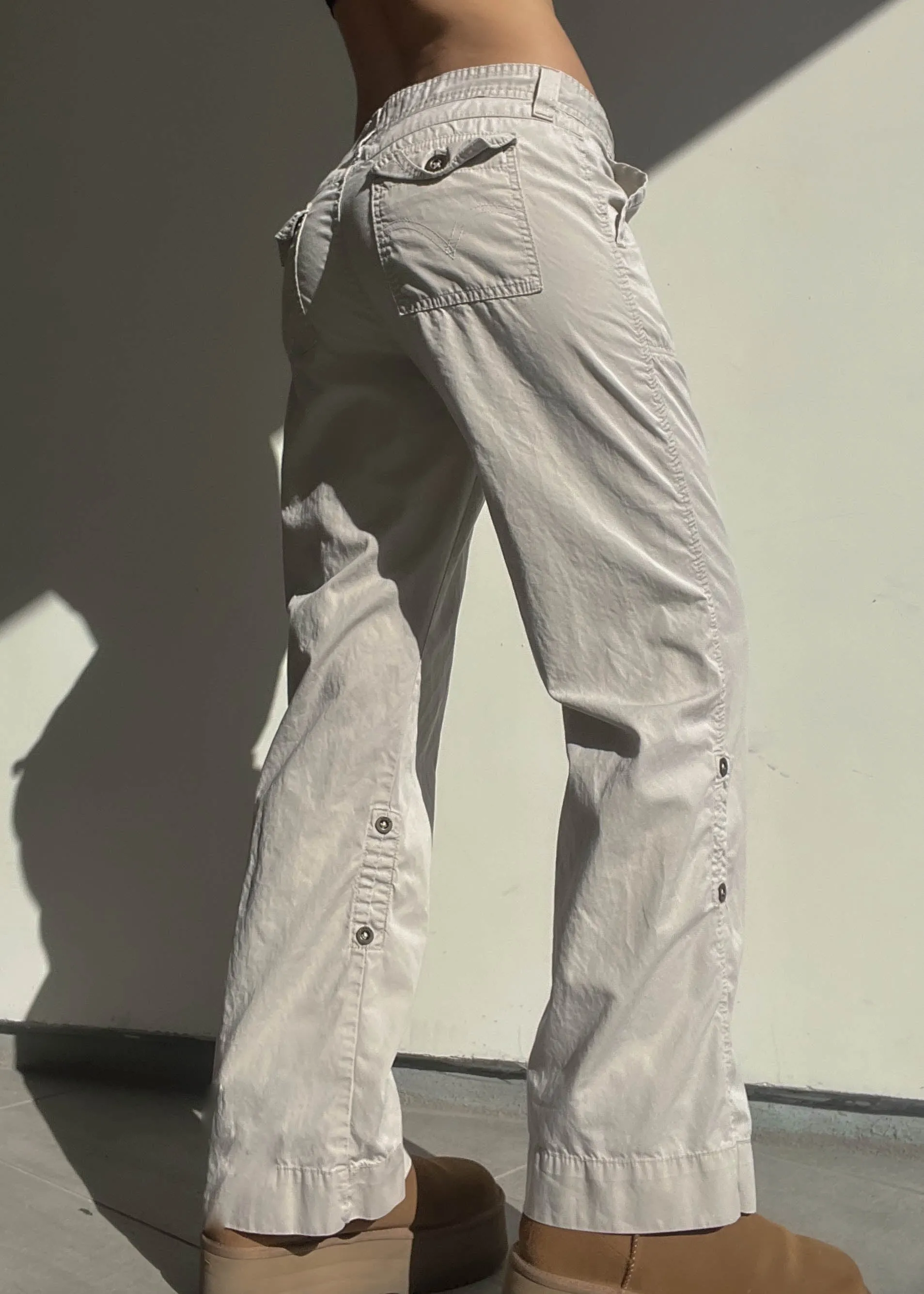 Levi’s Beige Y2k Wide Leg Pants (M)