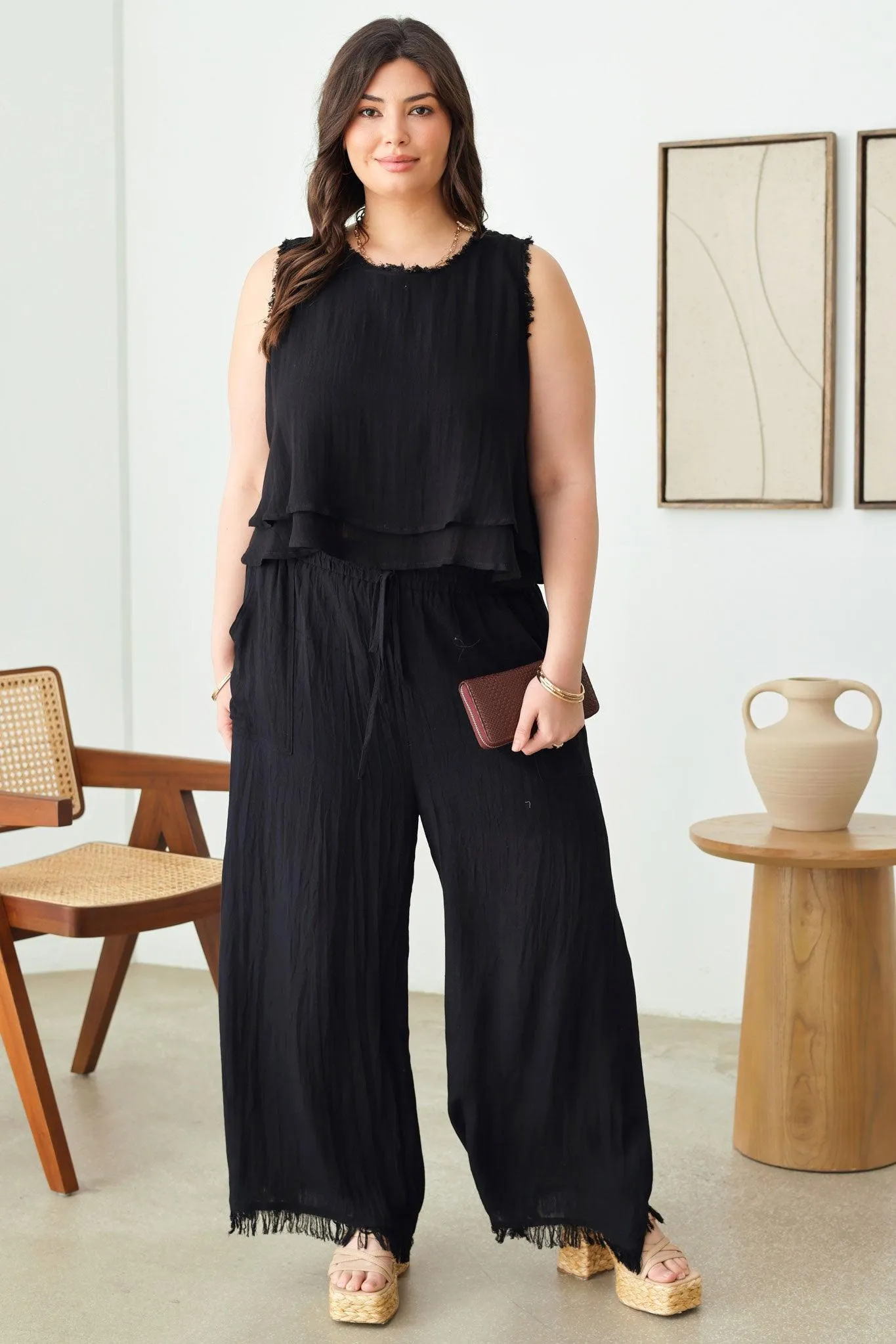 Plus Size Frayed Hem Silhouette Neckline Top & Pants Set