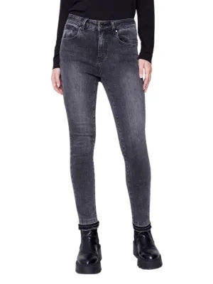 Skinny Leg Jean with Bottom Chain Detail