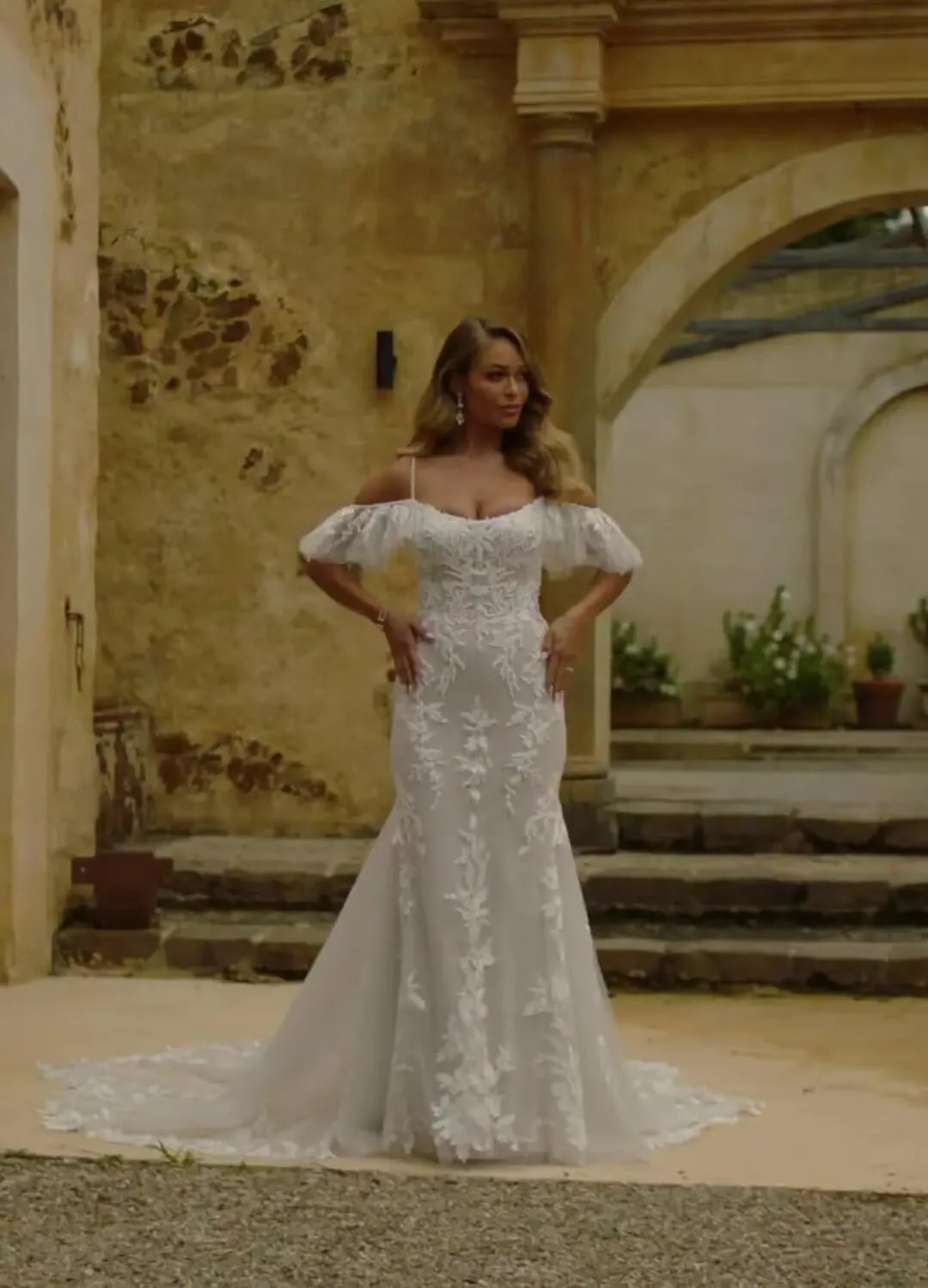 Tulle Lace Wedding Dresses for Bride 2025 Mermaid Off Shoulder A-Line V-Neck Beach Wedding Bridal Gowns for Women