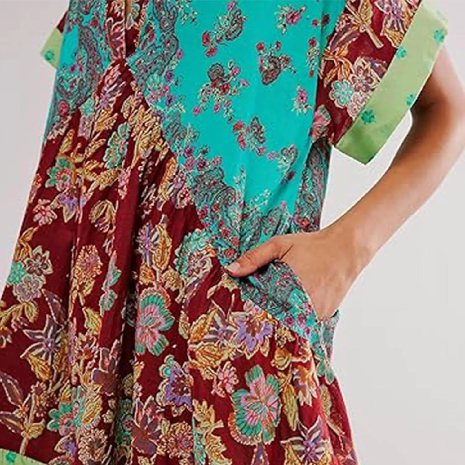 Women Floral Boho Summer Dresses Deep V Neck Short Sleeve Mini Beach Dress Ruffle Flowy Babydoll Short Sun Dress