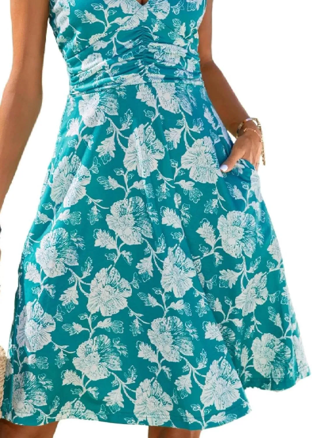 Women's Summer Floral Print Haltter Neck Sleeveless Mini Dress Ruched Waist Ruffle Hem Sundress Vacation Beach Oufits